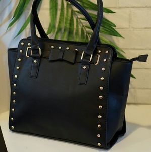 Gorgeous Faux Leather Handbag